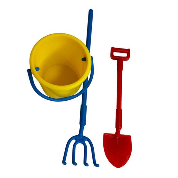 Miniature Dollhouse 3 Piece Plastic Gardening Set Bucket Rake Shovel 1:12 Scale - Picture 2 of 7